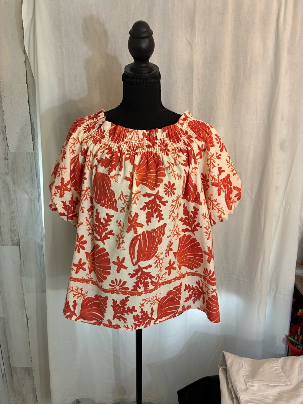 CeCe Cream Off-Shoulder Top with Coral Shell Print